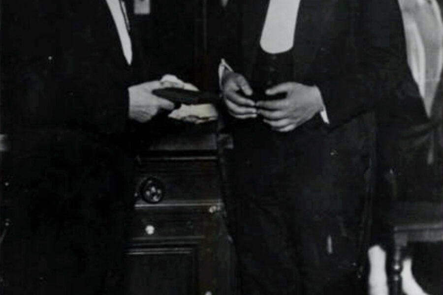 Albert Einstein y Max Planck, Metafísica Cuántica por Silvia Barton